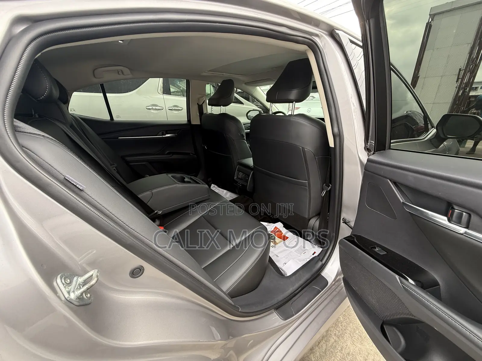 Toyota Camry 2024 Gray