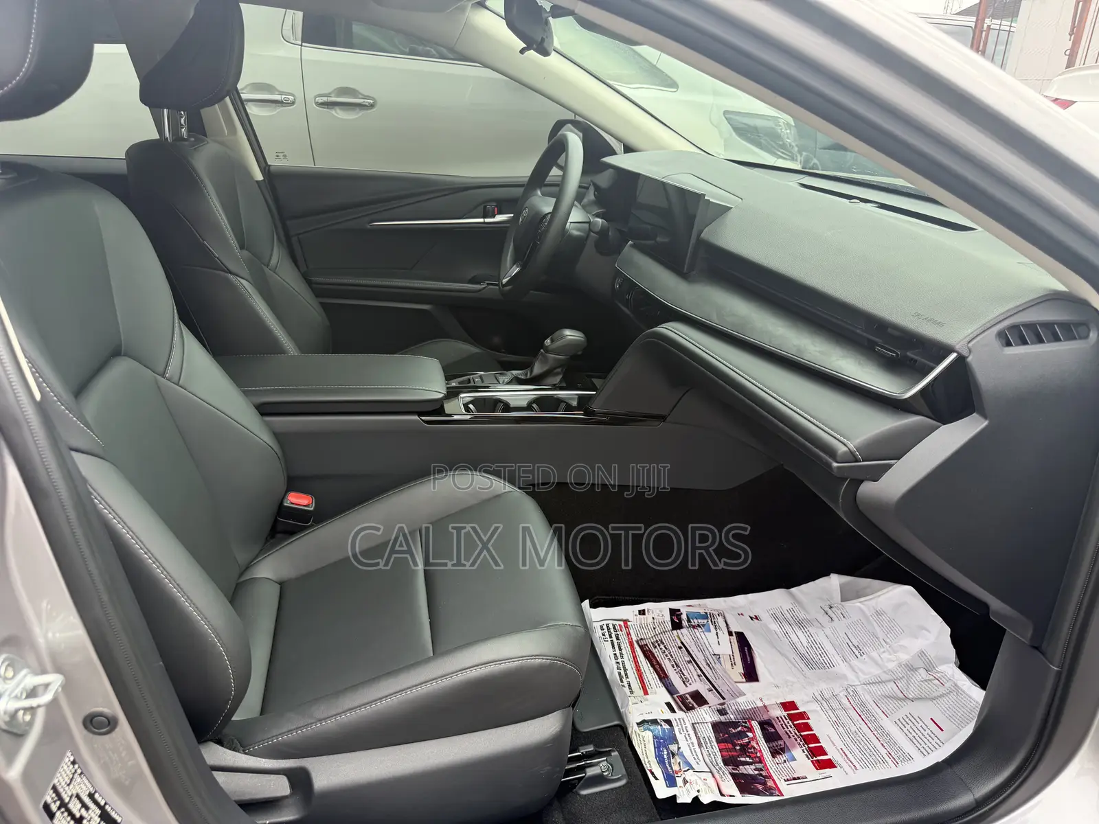 Toyota Camry 2024 Gray