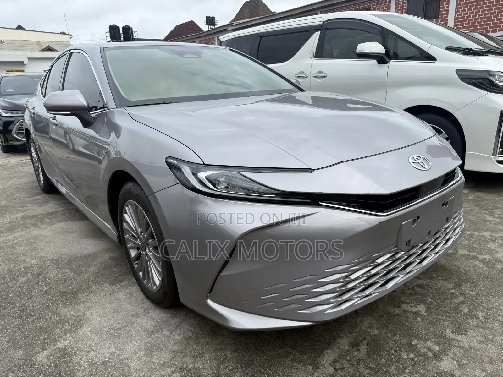 Toyota Camry 2024 Gray