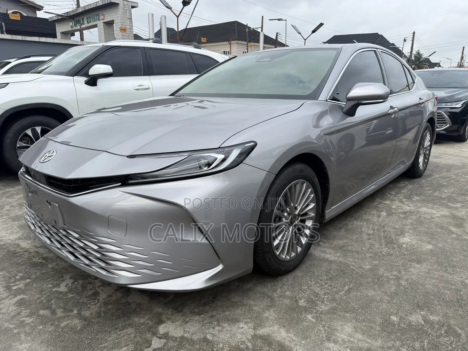 Toyota Camry 2024 Gray