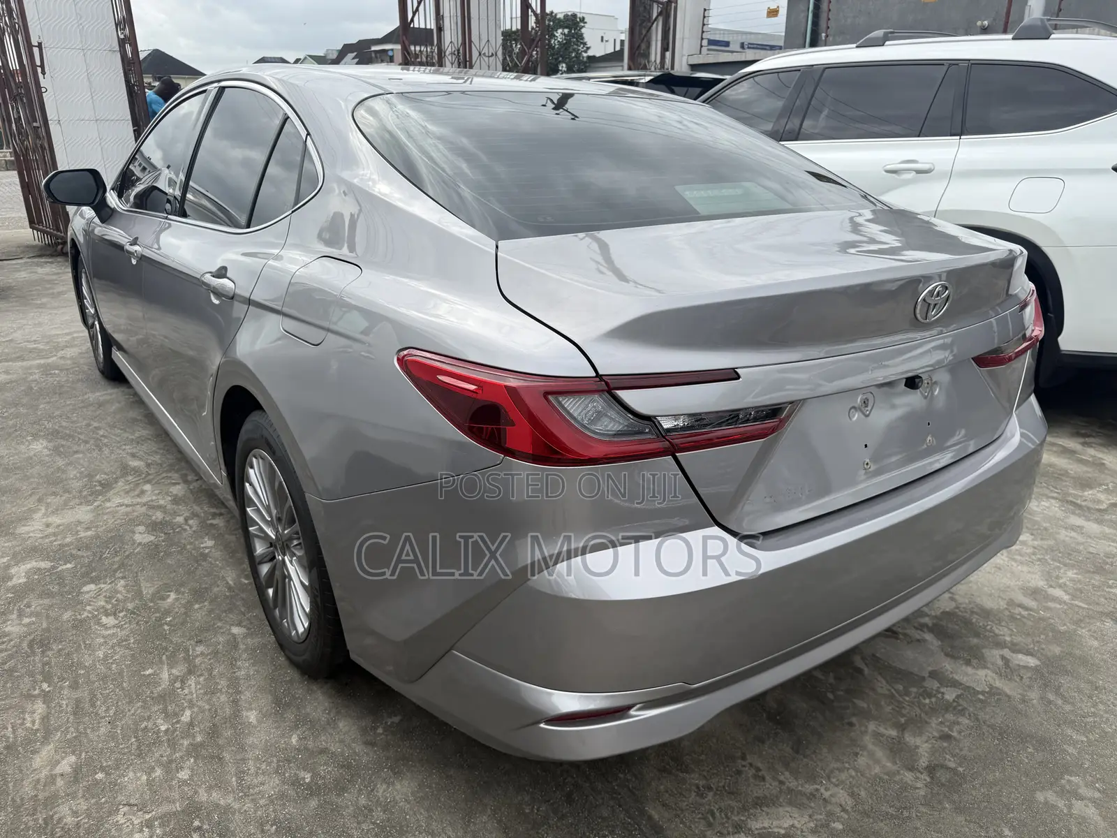 Toyota Camry 2024 Gray