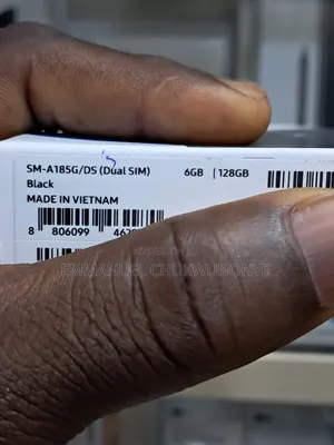 New Samsung Galaxy A18 128 GB Silver