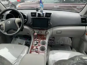 Toyota Highlander 2010 Gray