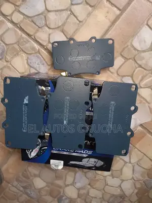 Toyota Front Brake Pad for RX350