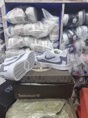We Sell Quality Sneakers