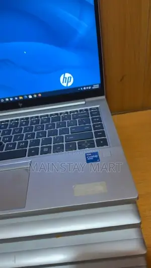 Laptop HP EliteBook 840 G8 16GB Intel Core i7 SSD 256GB