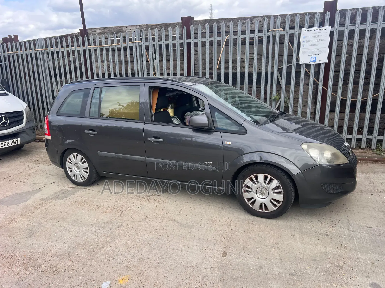 Car 2010 Black