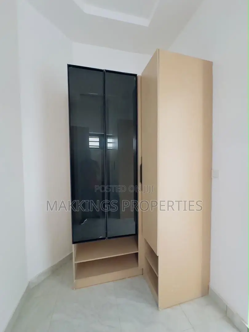 4bdrm Duplex in Bode Thomas for sale