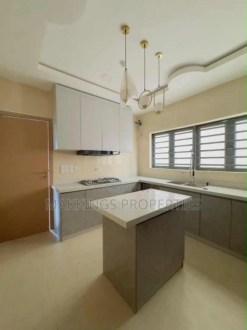 4bdrm Duplex in Bode Thomas for sale