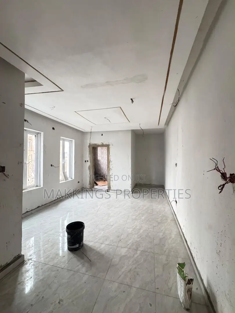 4bdrm Duplex in Bode Thomas for sale