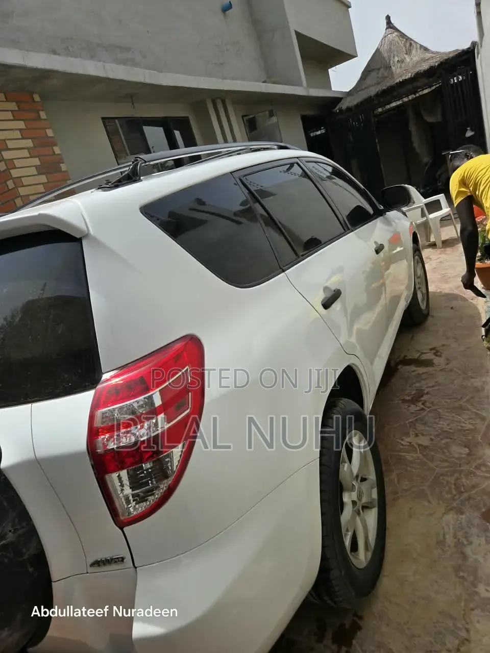Toyota RAV4 2010 White