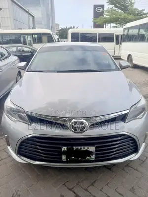 Toyota Avalon XLE Premium FWD Sedan (3.6L 6cyl 6A) 2016 Gray
