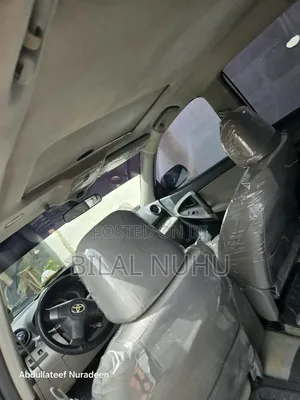 Toyota RAV4 2010 White