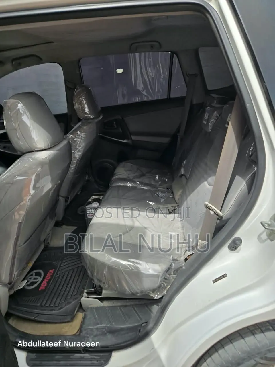 Toyota RAV4 2010 White