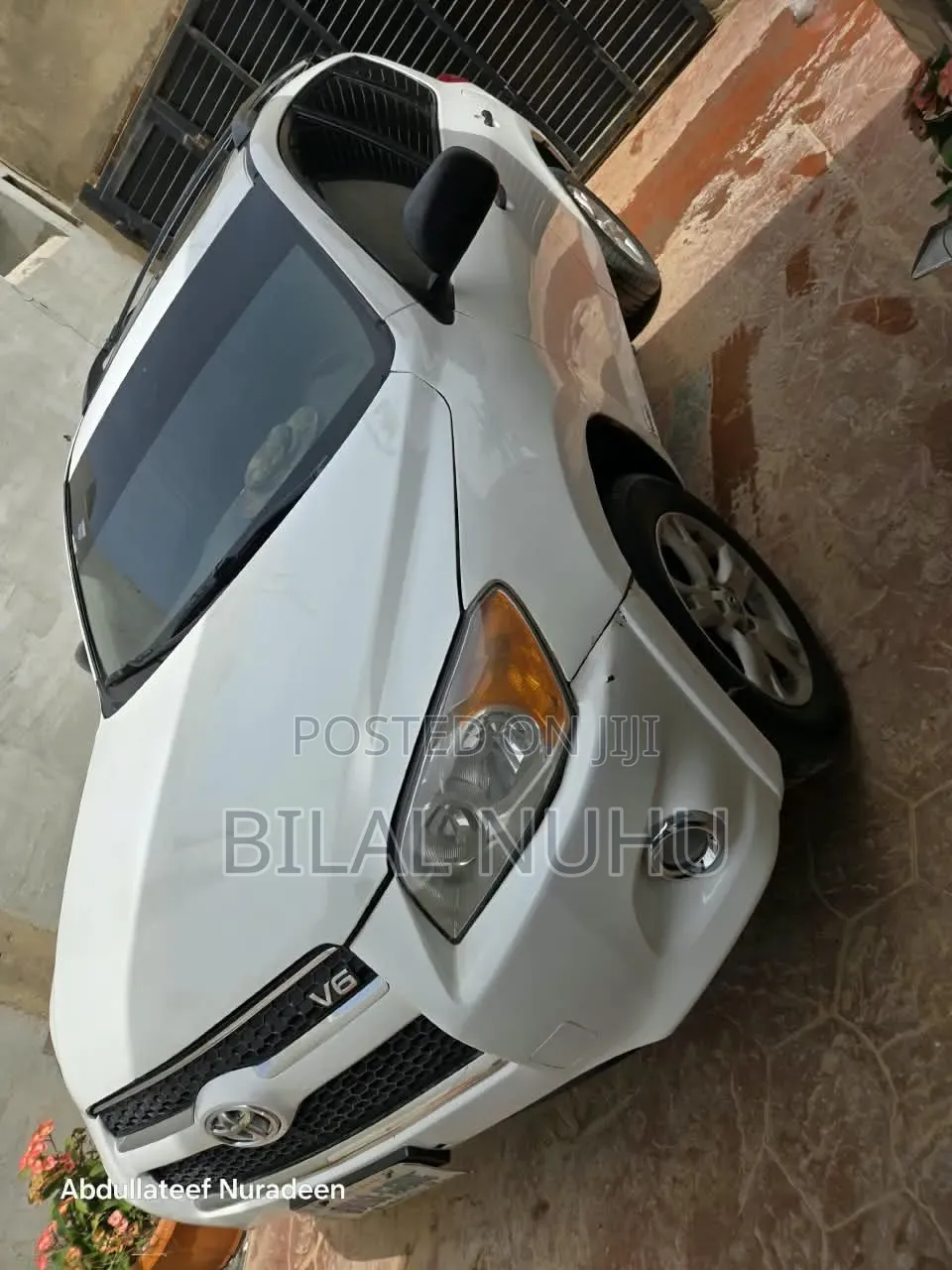 Toyota RAV4 2010 White