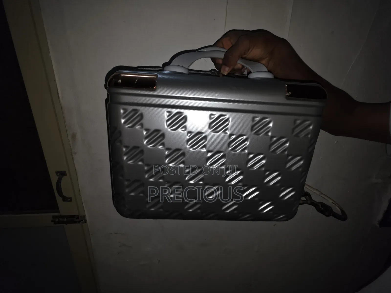 Mini Luggage Box