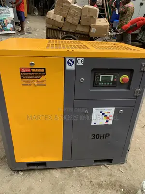 22kw 30hp Screw Air Compressor 8bar