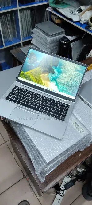 Laptop HP EliteBook 840 G5 8GB Intel Core i5 SSD 256GB