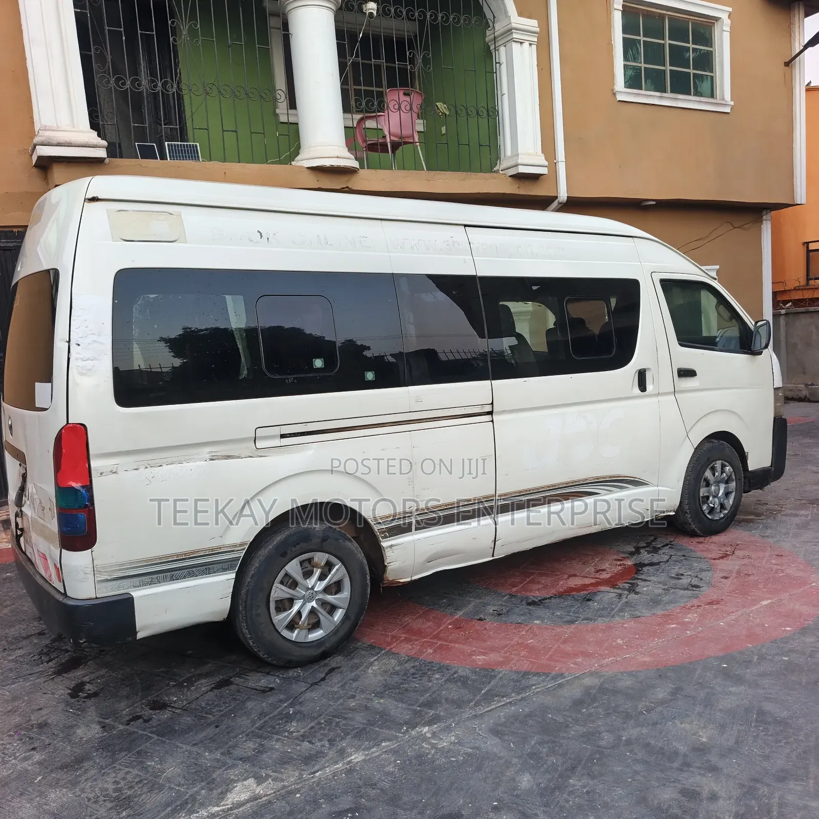 Toyota HiAce 2021 White