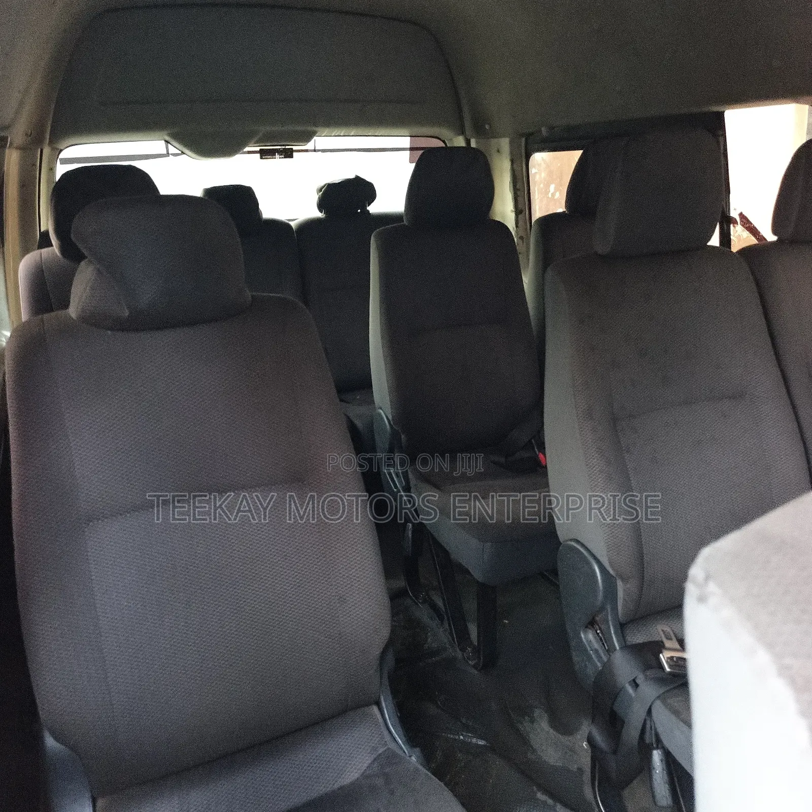 Toyota HiAce 2021 White