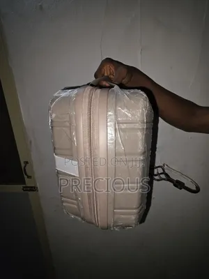 Mini Traveling Box