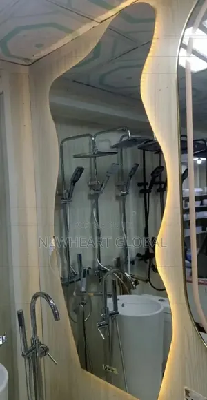 High Quality Bathroom and Dressing Mirror