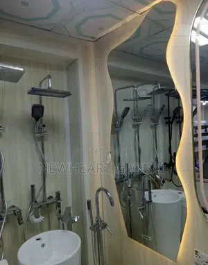 High Quality Bathroom and Dressing Mirror