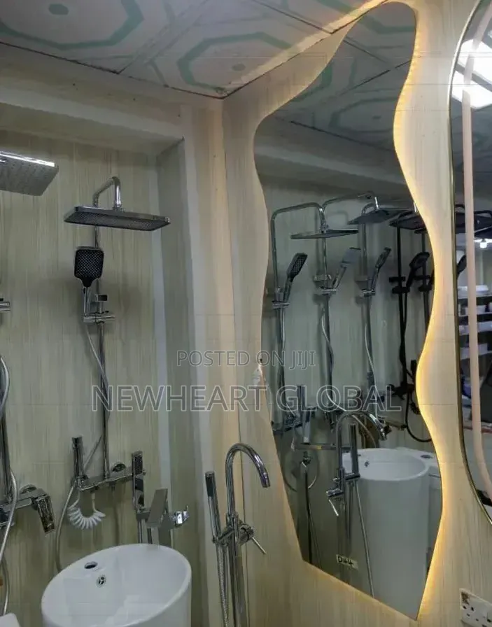 High Quality Bathroom and Dressing Mirror