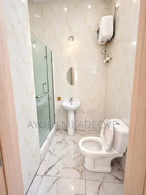 Mini Flat in Thomas Estate for rent