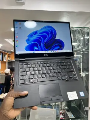 Laptop Dell Latitude 5400 8GB Intel Core i5 SSD 256GB