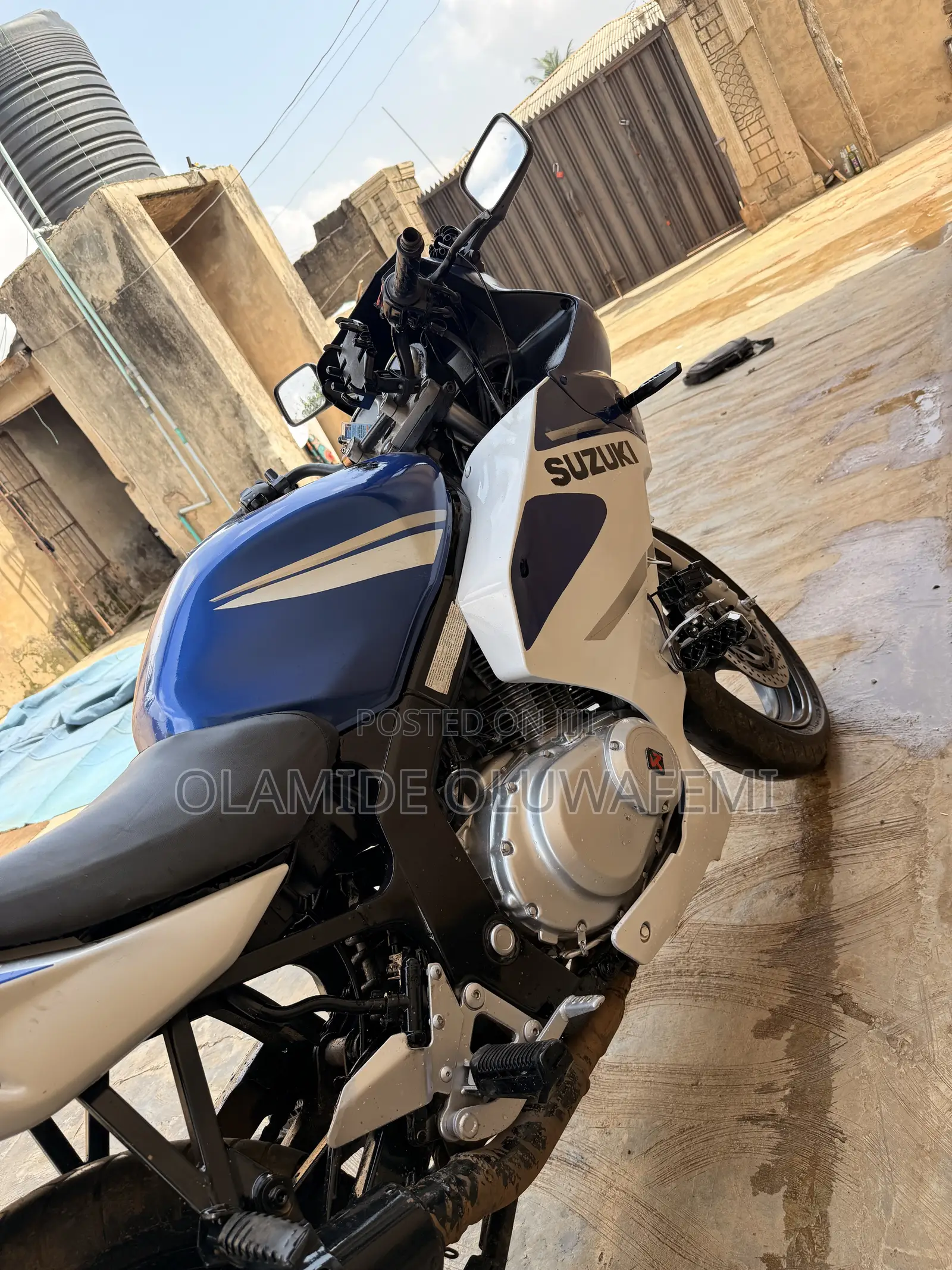 Suzuki GS 2015 Blue