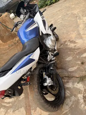 Suzuki GS 2015 Blue