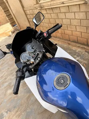 Suzuki GS 2015 Blue