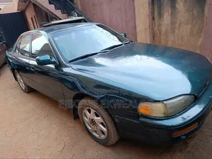 Toyota Camry 1996 Green
