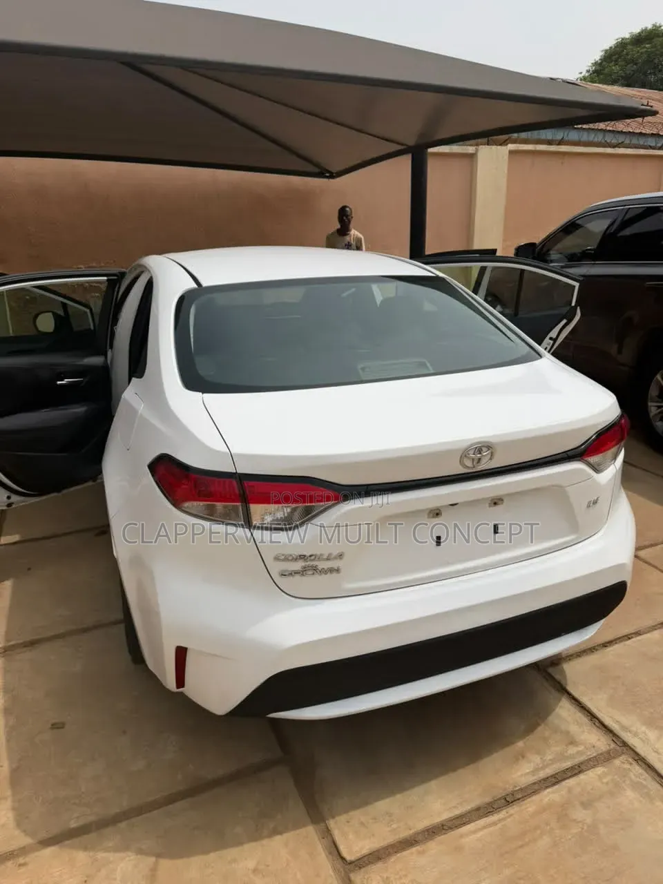 Toyota Corolla LE 2020 White