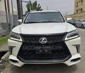 Lexus LX 570 AWD 2016 White