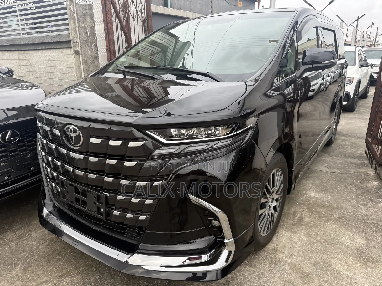 Toyota Vellfire 2023 Black