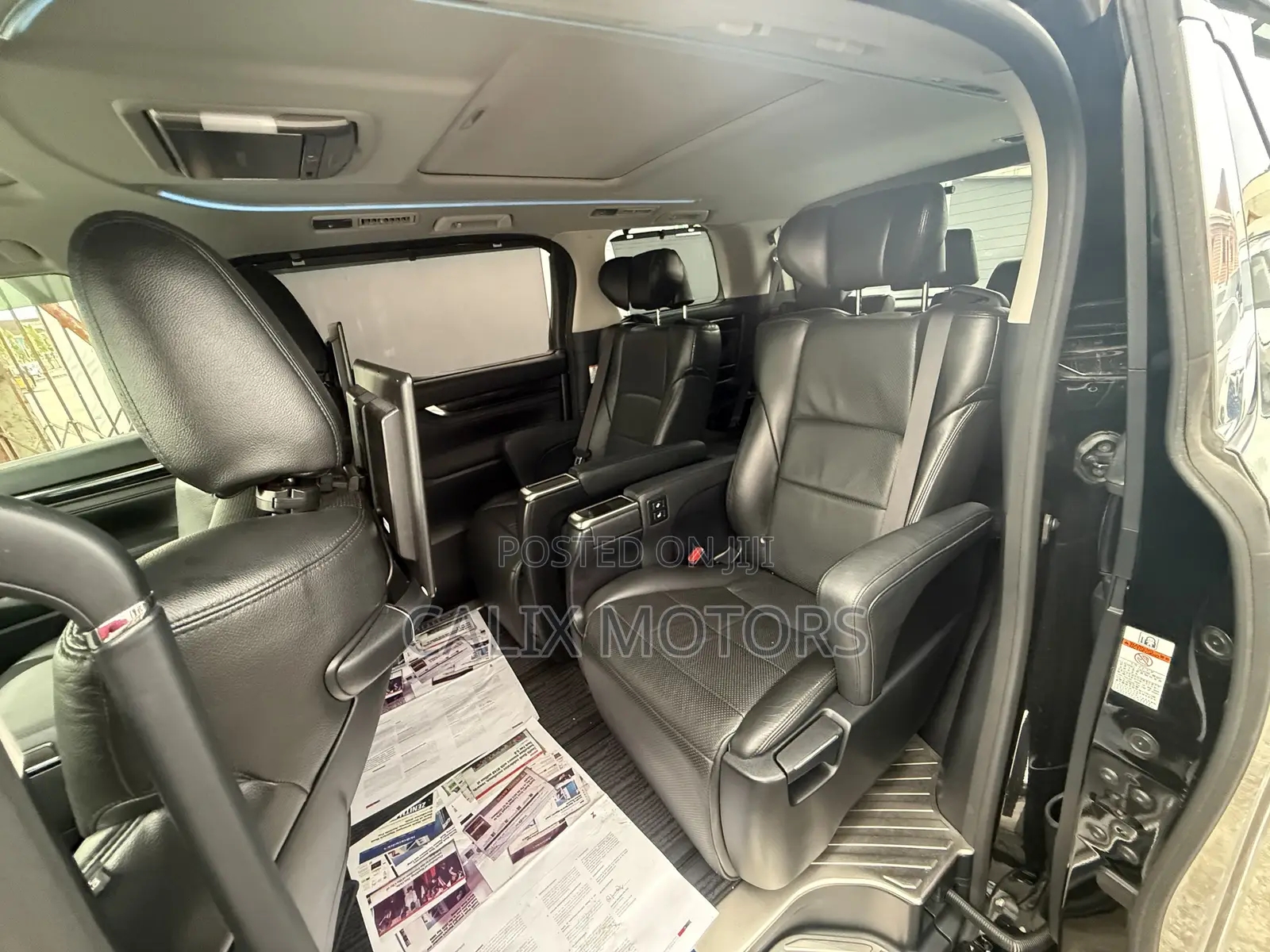Toyota Vellfire 2023 Black