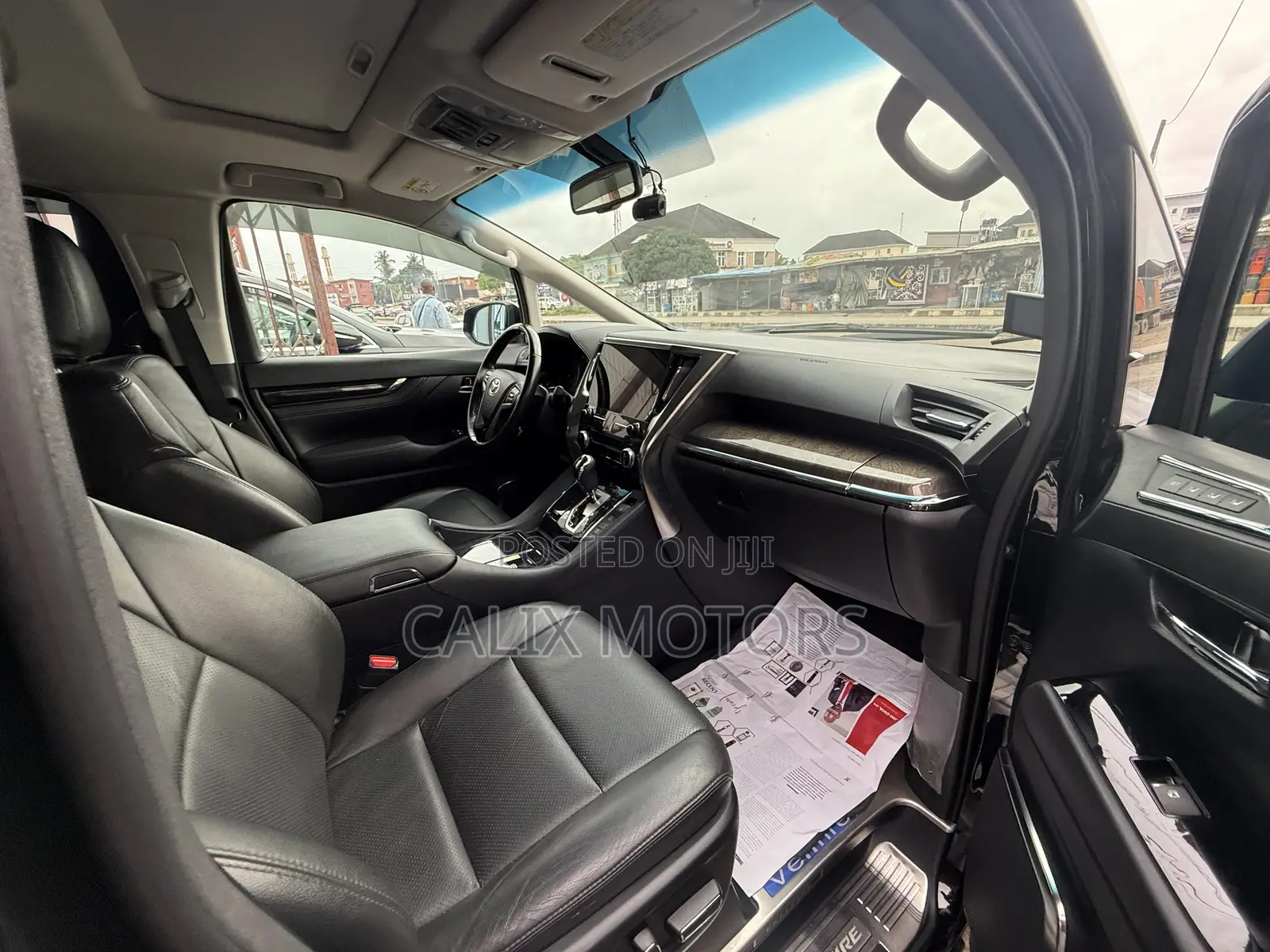 Toyota Vellfire 2023 Black