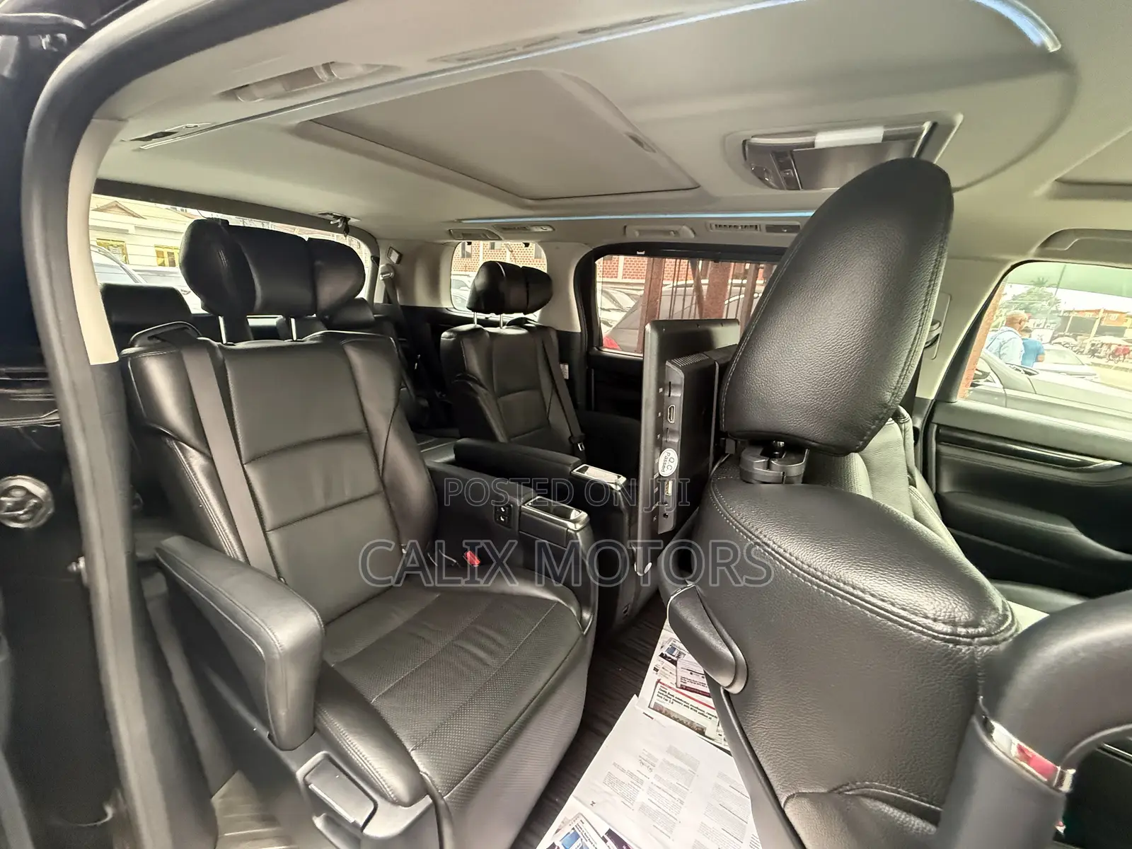 Toyota Vellfire 2023 Black