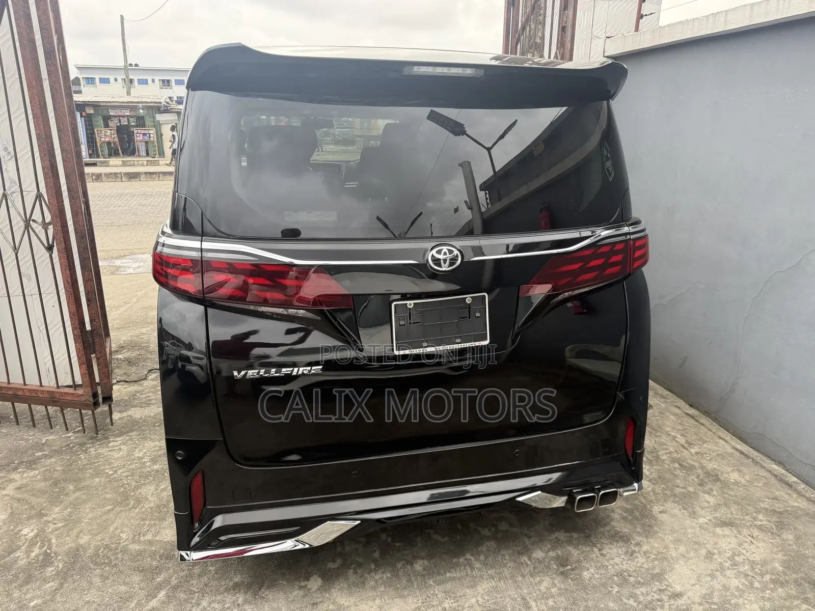 Toyota Vellfire 2023 Black