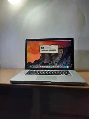 Laptop Apple MacBook Pro 2010 8GB Intel Core 2 Duo HDD 256GB