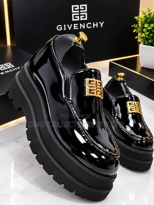 Givenchy Men’s Luxury Black Patent Leather Loafers – Fully Boxed