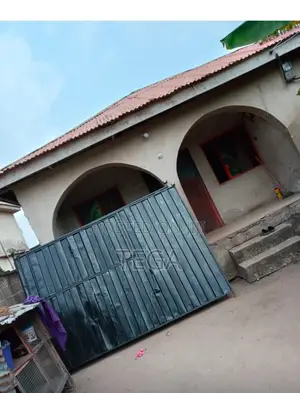 10ft by 10ft Kiosk Container