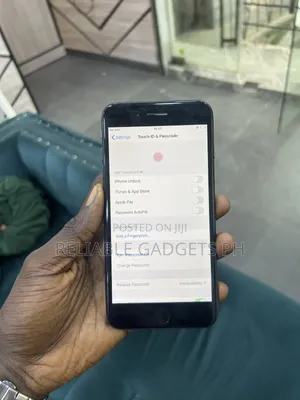 Apple iPhone 8 Plus 64 GB Black