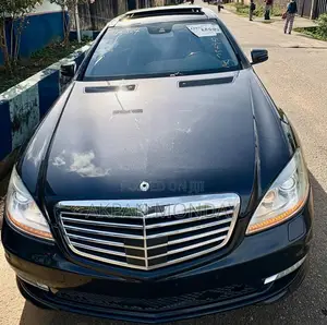 Mercedes-Benz S-Class 2013 Black