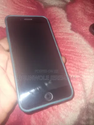 Apple iPhone 7 Plus 128 GB Black