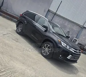 Toyota Highlander 2017 Black