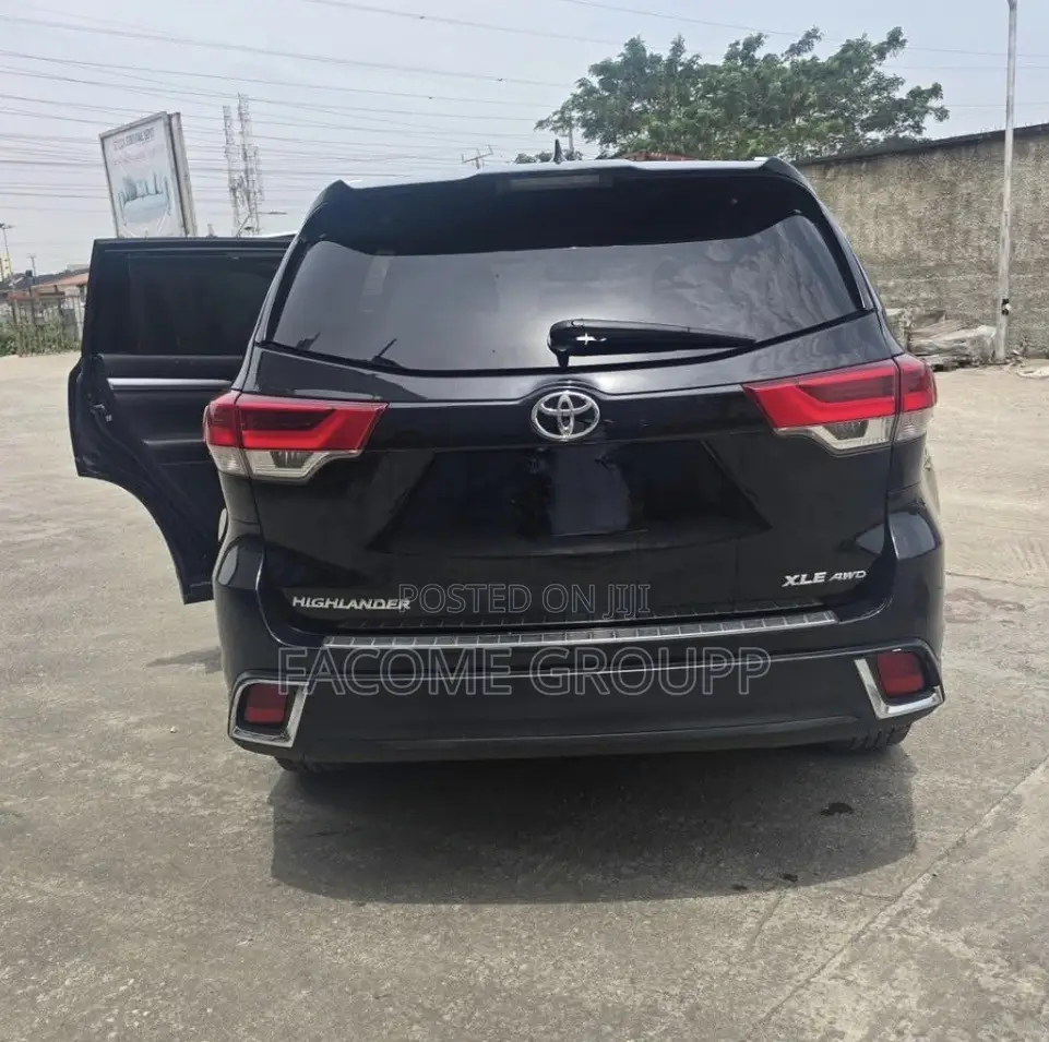 Toyota Highlander 2017 Black