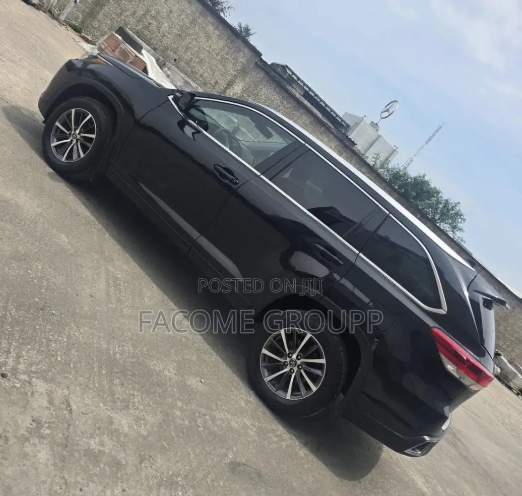 Toyota Highlander 2017 Black